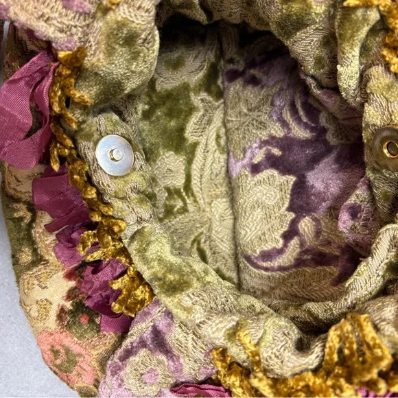 Magnolia Pearl Pink and Green Tapestry Tote beautiful earlier - Picture 6 of 10